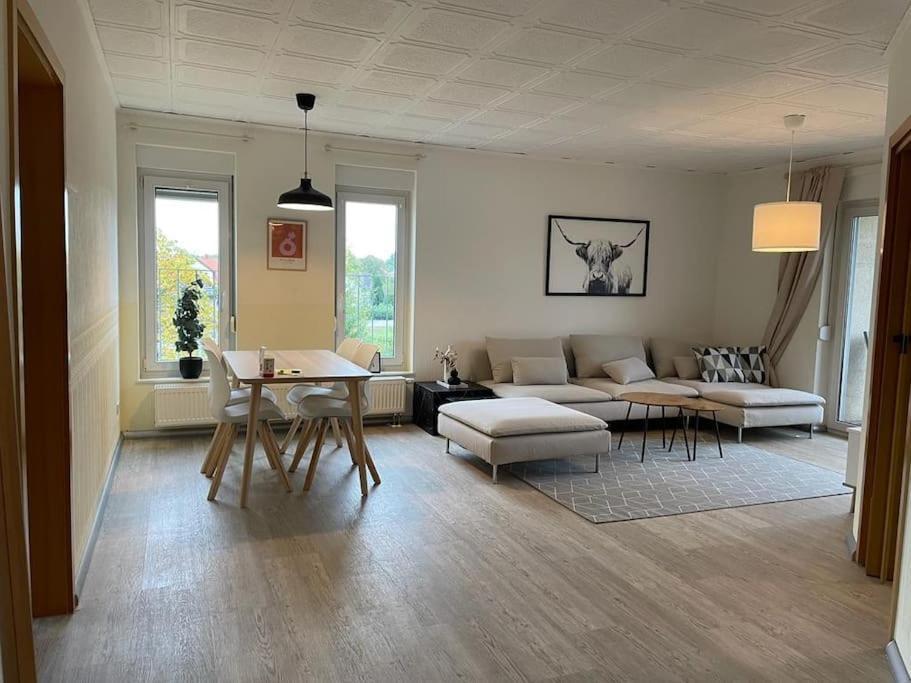 Traumhafte Wohnung Im Gruenen Elsterwerda Exteriör bild