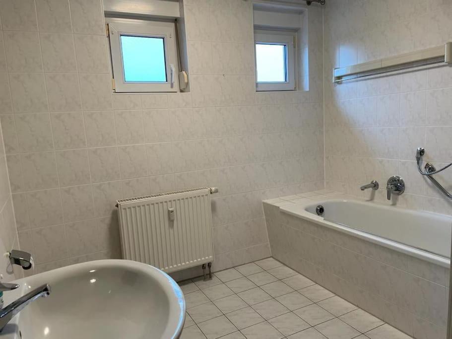 Traumhafte Wohnung Im Gruenen Elsterwerda Exteriör bild